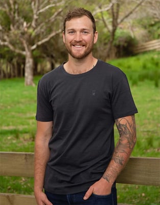Swazi the Totem Merino Base Layer Iron Sand